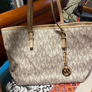 Michael Kors purse